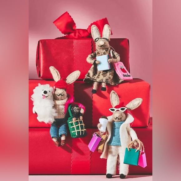 NWT Anthropologie 2023 Busy Bunnies Teacher Felt Ornament RARE - Picture 5 of 6